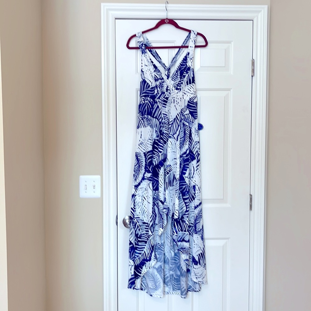 Blue and white tropical print swim cover up or beach dress. High/low hem. Cute!